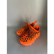 Кроссовки текстильные без застежек оранжевого цвета 23 размера